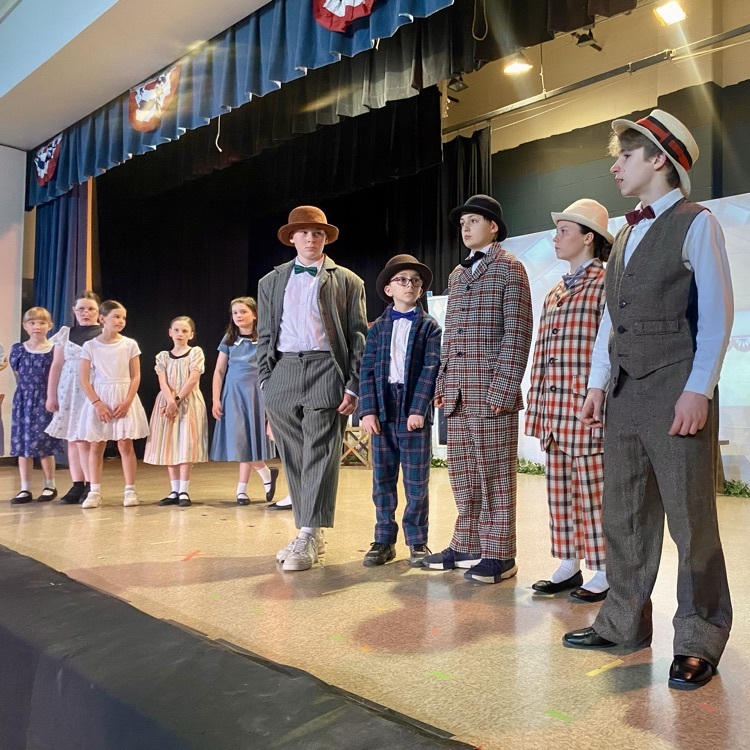 SMSSwormville's tweet image. 🎺🥁Tonight's the night! The curtains open on "The Music Man Jr." &amp;amp; our amazing cast of students at 7 pm! Thank you to our directors who have put so much time, heart &amp;amp; effort into this production, it is going to be grand!

#musicmanjr #youththeatre #openingnight #breakaleg