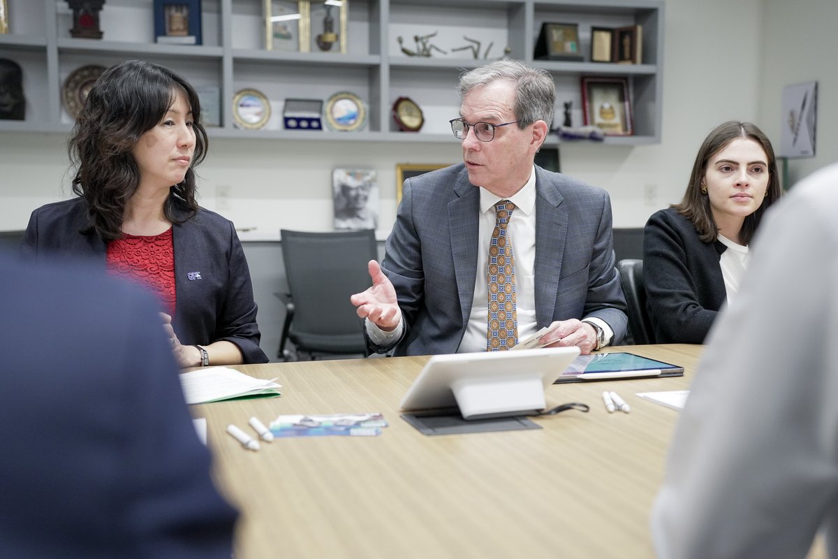 Global Partnership for Education (@gpforeducation) on Twitter photo πΉπ© Chad is making strides in #TransformingEducation
GEP Deputy CEO Charles North met with Minister of Finance <a href="/TahirHamidN/">Tahir Hamid Nguilin</a> to discuss joint work to train teachers, make education climate-smart and unlock innovative financing through the #SmartEd initiative.
#WBGMeetings πΉπ© Chad is making strides in #TransformingEducation
GEP Deputy CEO Charles North met with Minister of Finance <a href="/TahirHamidN/">Tahir Hamid Nguilin</a> to discuss joint work to train teachers, make education climate-smart and unlock innovative financing through the #SmartEd initiative.
#WBGMeetings