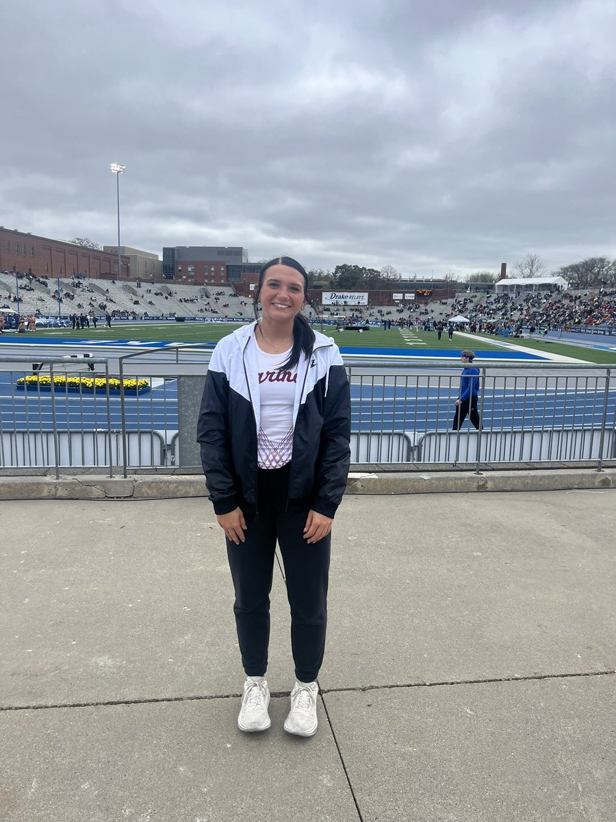 🚨 Drake Relays Medalist!🚨 Jerzee resets the school record for the second time today with a time of 12.19 on her way to a 5th place finish in the 100 meter dash! <a href="/DrakeRelays/">Drake Relays</a> <a href="/d2mart/">Derek Martin</a> #GoCards