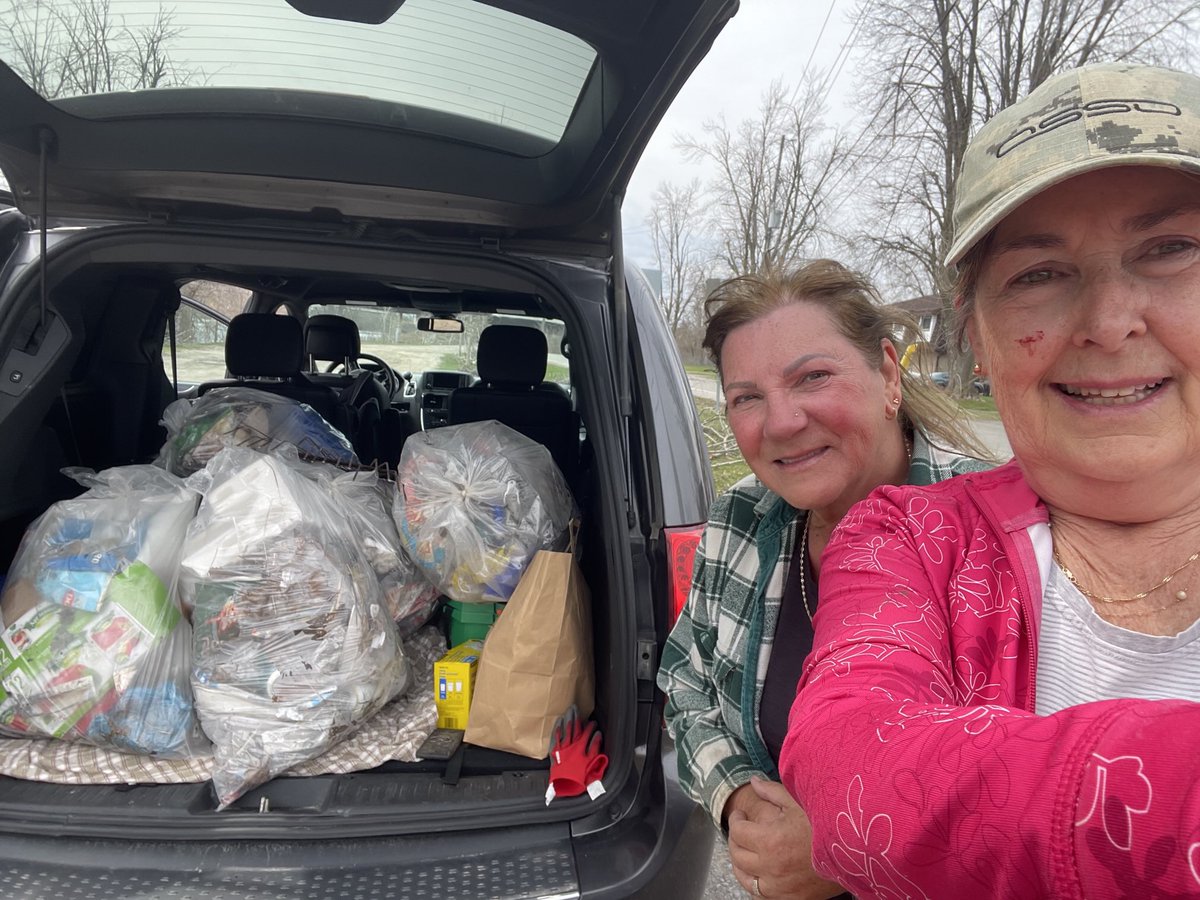 The big Otonabee Ward spring clean up is underway! Susan &amp; Lisa cleaned up 8 bags of litter from the Crawford boat ramp today! ❤️🤗 Kenner students cleaned numerous locations on Tuesday. Sat the East Ptbo Lions will be out helping. Many local businesses are cleaning up too ❤️🤗🌏