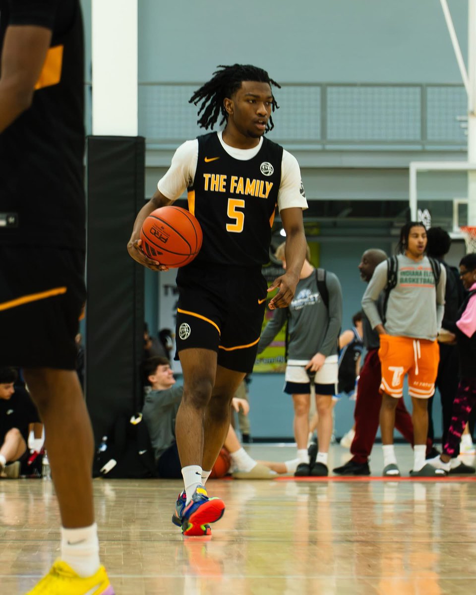 Mikey Wolford (@mikeywolford) on Twitter photo Here in Phoenix 🏜️ for <a href="/NikeEYB/">EliteYouthBasketball</a> Session 1, with <a href="/TheFamily_bball/">The Family</a> 17u group.
Our first game is today at 5:30 PM in AZ, so 8:30 PM EST. We play MoKan on court 2. Check us out on the livestream on the EYBL website - nikeeyb.com!
Roster in replies… Here in Phoenix 🏜️ for <a href="/NikeEYB/">EliteYouthBasketball</a> Session 1, with <a href="/TheFamily_bball/">The Family</a> 17u group.
Our first game is today at 5:30 PM in AZ, so 8:30 PM EST. We play MoKan on court 2. Check us out on the livestream on the EYBL website - nikeeyb.com!
Roster in replies…