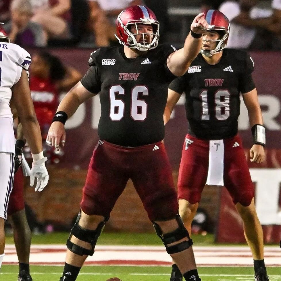 AGTG!! After a great conversation with <a href="/Coach_Carbine/">Caleb Carbine</a> I’m beyond blessed to receive an offer from Troy University <a href="/CoachKDallas/">Coach Kenny Dallas</a> <a href="/coach_dwise/">Coach D Wise</a> <a href="/coachheavyd/">Michael Davis</a>