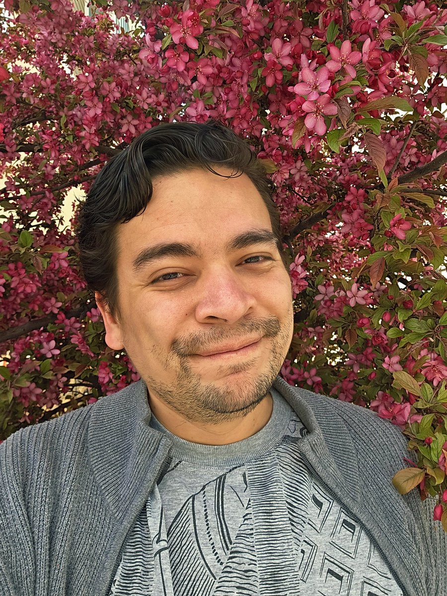 "Describe your perfect date👬

👸🏼I'd have to say April 25 📅 because it's not too hot, not too cold. All you need is a light jacket"