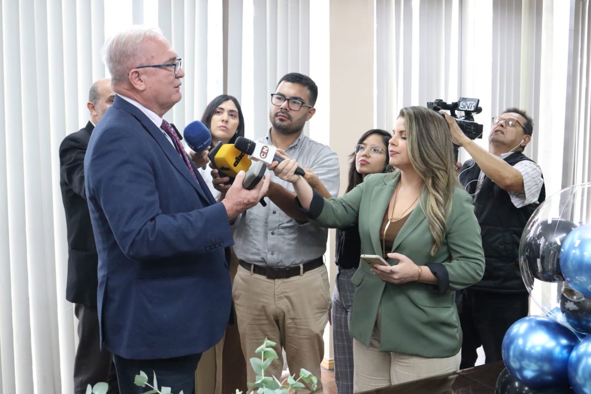 Agasajo por el Día del Periodista, dirigido a compañeros del Departamento de Comunicaciones y a la prensa en general.