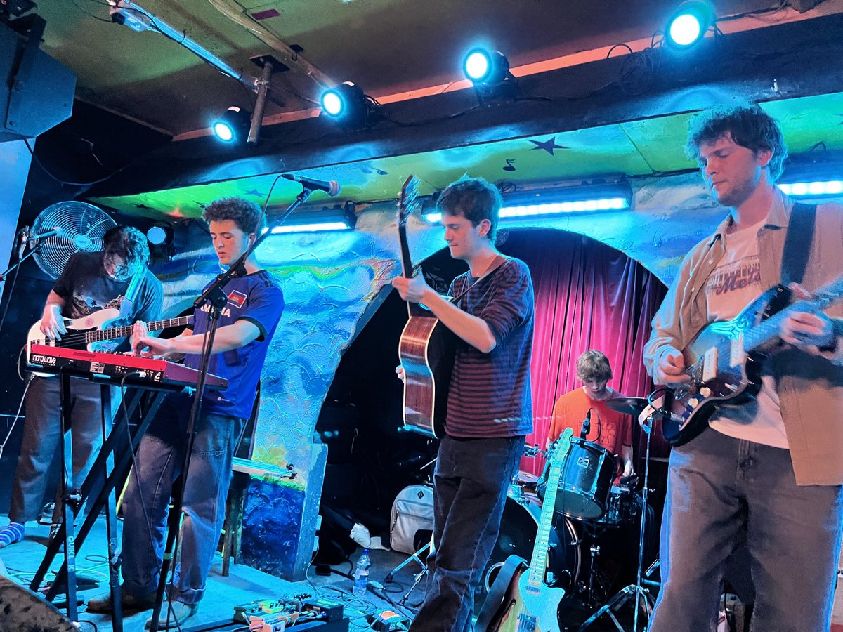 Family Stereo Shacklewell Arms