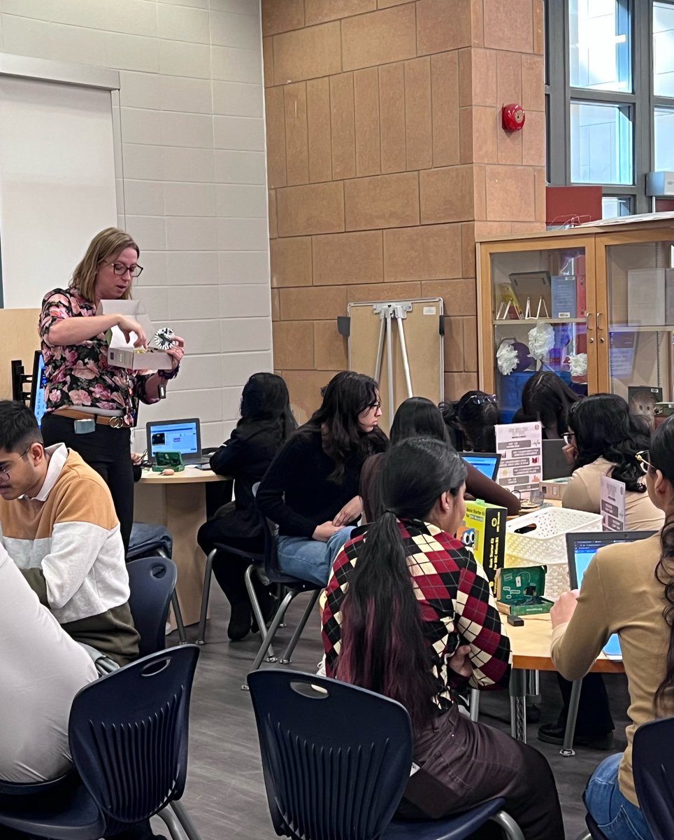 Deidre-Ann K. Gardener (@msdgardener) on Twitter photo #IdeationDay at <a href="/HMBSSBlizzards/">Harold M. Brathwaite</a>! The Ss took innovation to the next level—exploring sustainable fashion with #etextiles, #Microbit & #Strawbees. Creative, conscious, and tech-focused! #STEM #EcoFashion <a href="/MsAlexander20/">Meghan Alexander</a> #IdeationDay at <a href="/HMBSSBlizzards/">Harold M. Brathwaite</a>! The Ss took innovation to the next level—exploring sustainable fashion with #etextiles, #Microbit & #Strawbees. Creative, conscious, and tech-focused! #STEM #EcoFashion <a href="/MsAlexander20/">Meghan Alexander</a>