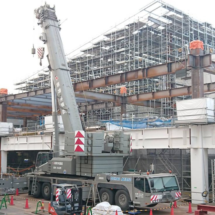 Lampugn kanou (@lampugnkan82856) on Twitter photo Post-operation securing: Lower the boom, retract the outriggers, and secure the crane after use.
Training and qualifications Post-operation securing: Lower the boom, retract the outriggers, and secure the crane after use.
Training and qualifications