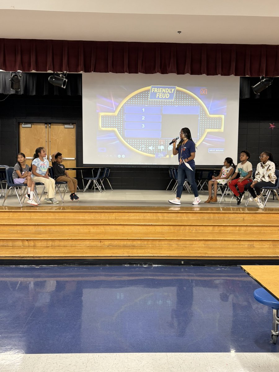 ClowerMOE tweet media