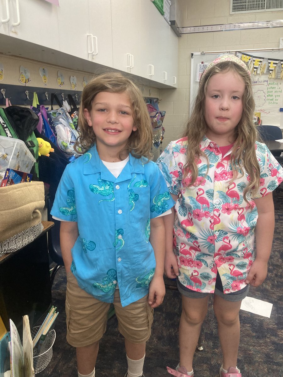 We are ready for vacation! #speegleville #midwayisd #TackyTouristDay