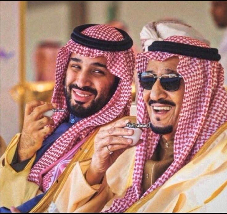 <a href="/AzizbagBag/">عبدالعزيز أحمد بغلف🇸🇦</a> لسوف يأتي زمان أنت سيده فاضرب بسيفك عدلا أيها الرجل ها قد فعلت الذي قلته سلفا وكم من الناس قد قالوا وما فعلوا عز يا مال العز فخر شجاعة محمد العزم ابن سلمان الحزم الله يطول بعمرهم.