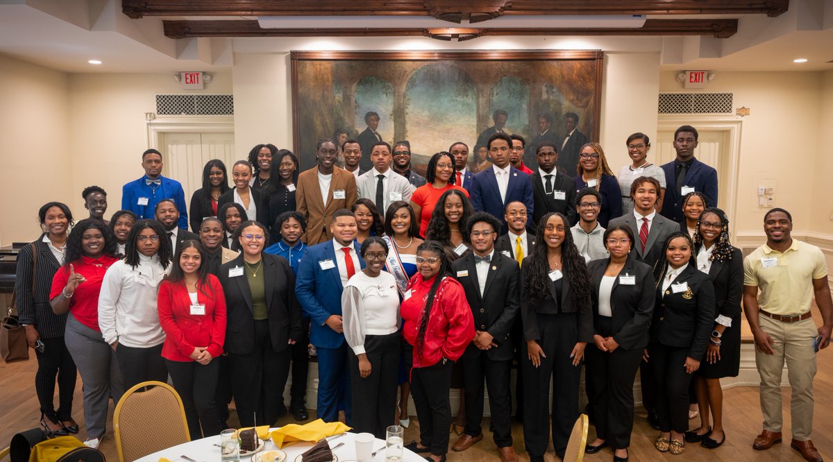 Stones River Group (@stonesrivergrp) on Twitter photo #TeamSRG was honored to support #PartnershipTennessee’s annual #AfricanAmericanLeadershipSummit last week at <a href="/Fisk1866/">Fisk University</a> which brought together leaders from Tennessee’s public, private, and nonprofit sectors and students from all across the state. #TeamSRG was honored to support #PartnershipTennessee’s annual #AfricanAmericanLeadershipSummit last week at <a href="/Fisk1866/">Fisk University</a> which brought together leaders from Tennessee’s public, private, and nonprofit sectors and students from all across the state.