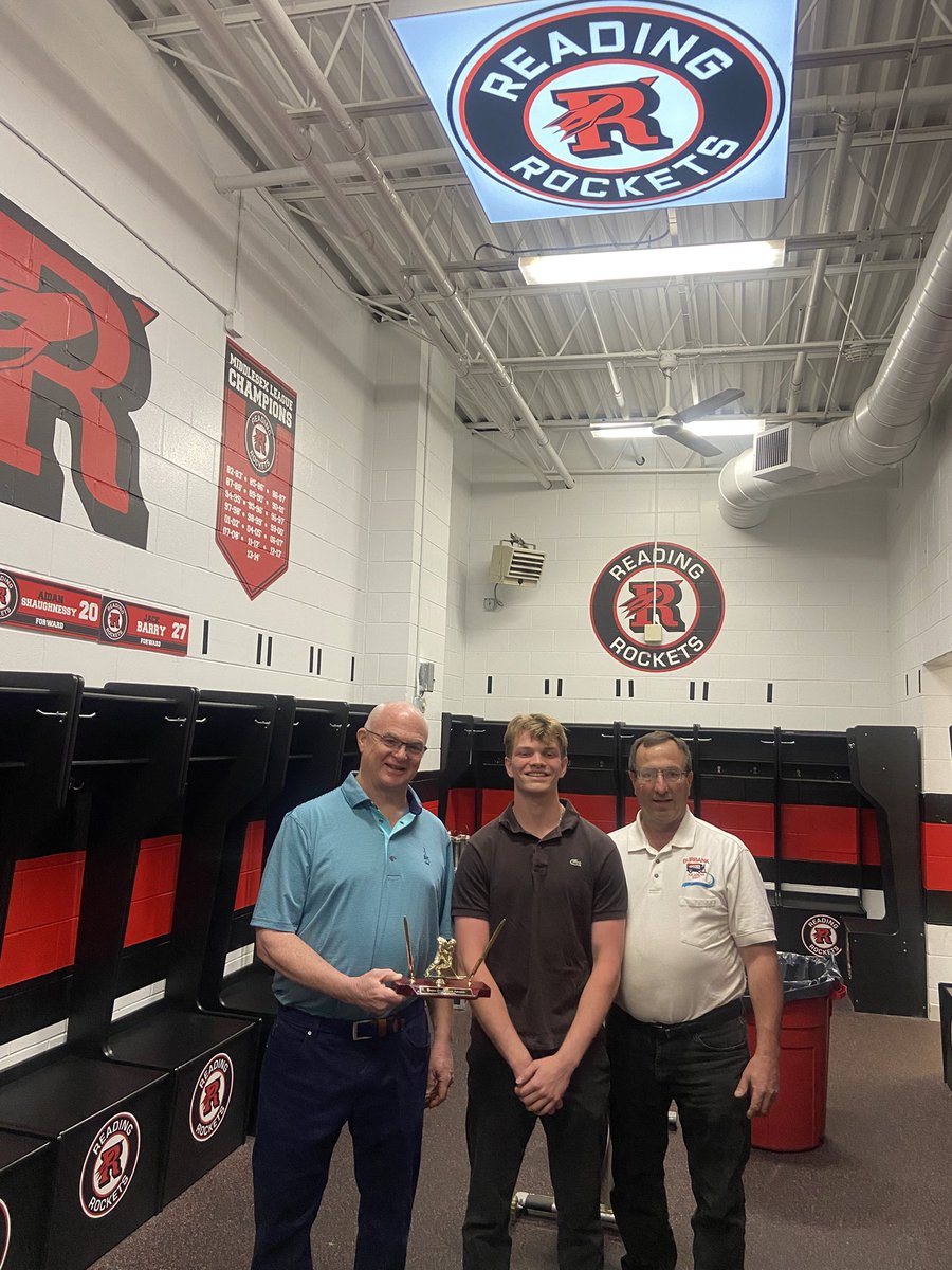 Burbank Ice Arena tweet media