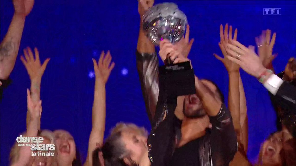 MERTIÉ BRAVOO !! C'EST BEAU🏆
📸CAPTURES HD (pour les intéressés)
 #DALS2025 #DALS