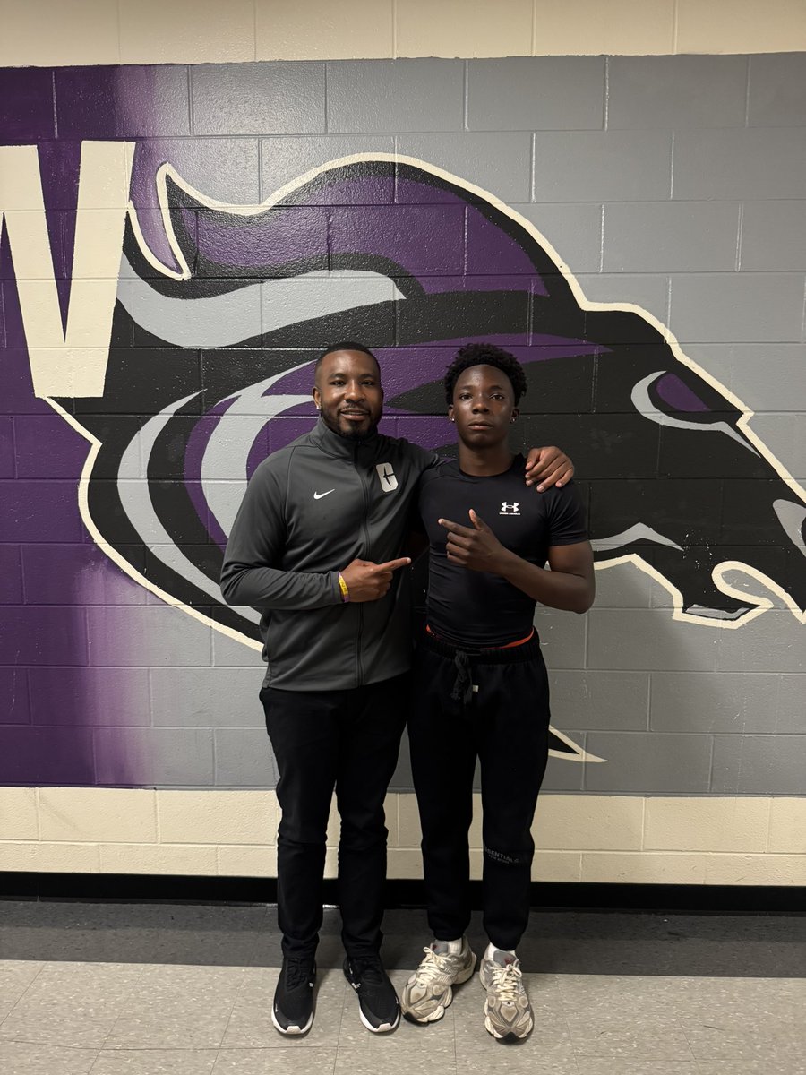 Quency โQueโ Grant III (@quegrant3) on Twitter photo Appreciate <a href="/Coach_TBell/">Tre' Bell</a> for coming to school and talking with me yesterday!! <a href="/CoachHowardII/">Derek Howard, II</a> <a href="/RV_FB_Prospects/">๐๐๐๐๐ ๐๐๐๐ฌ ๐๐ฝ ๐๐ง๐ค๐จ๐ฅ๐๐๐ฉ๐จ</a> Appreciate <a href="/Coach_TBell/">Tre' Bell</a> for coming to school and talking with me yesterday!! <a href="/CoachHowardII/">Derek Howard, II</a> <a href="/RV_FB_Prospects/">๐๐๐๐๐ ๐๐๐๐ฌ ๐๐ฝ ๐๐ง๐ค๐จ๐ฅ๐๐๐ฉ๐จ</a>