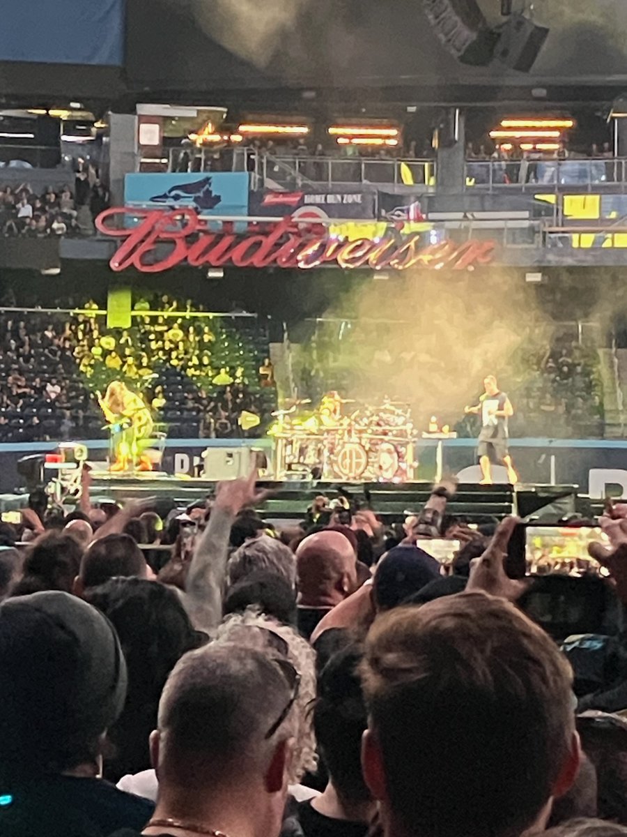 ⛧𝕄𝔼𝕋𝔸𝕃𝕄𝔸ℝ𝕋𝕐⛧ tweet media