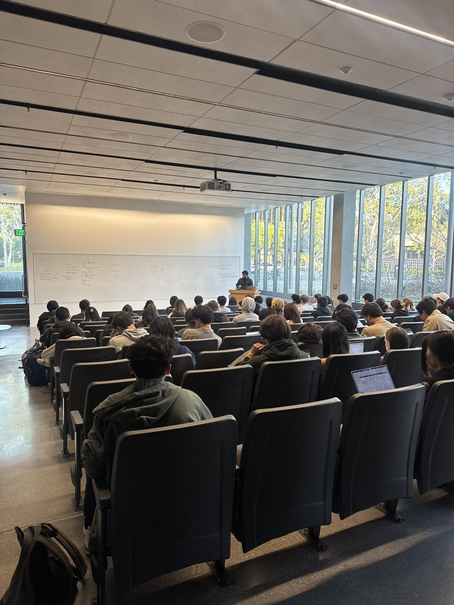 BlockchainUCSB's tweet image. Had an awesome second lecture of the Blockchain Fundamentals course! 

Huge thanks to Rithwik Kerur for talking about distributed consensus!

See you all next week

@ucsantabarbara