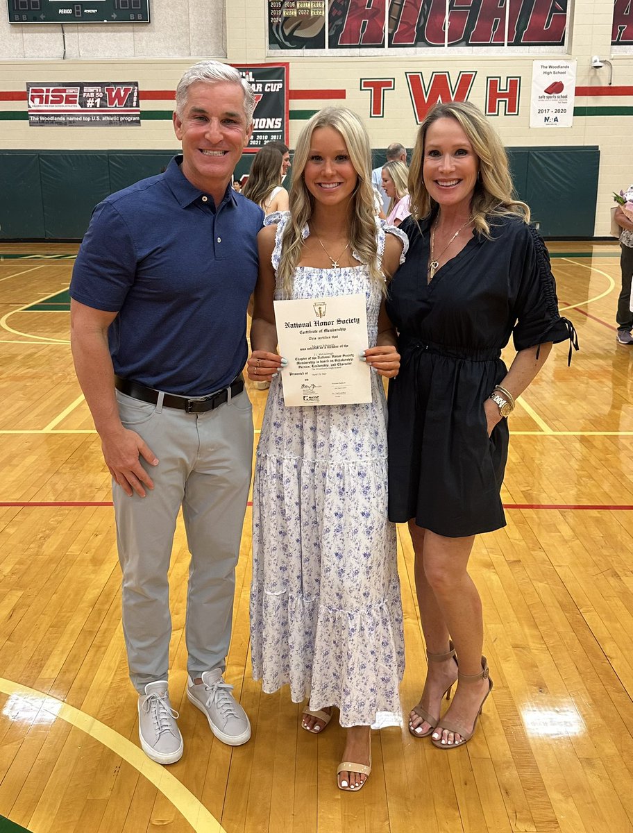 TwhsVball's tweet photo. Congratulations to Megan Johnson (also selected as an officer) and Sasha Bespaly on their induction into National Honor Society!!  Way to go🙌🏼🙌🏼

Additionally, Megan Johnson was selected as Rotary Student of the Year!  Proud of your hard work👏🏼👏🏼 https://t.co/W7j7MFvT99
