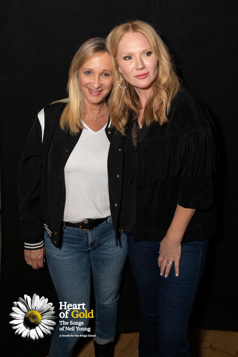 Tara Buck tweet media