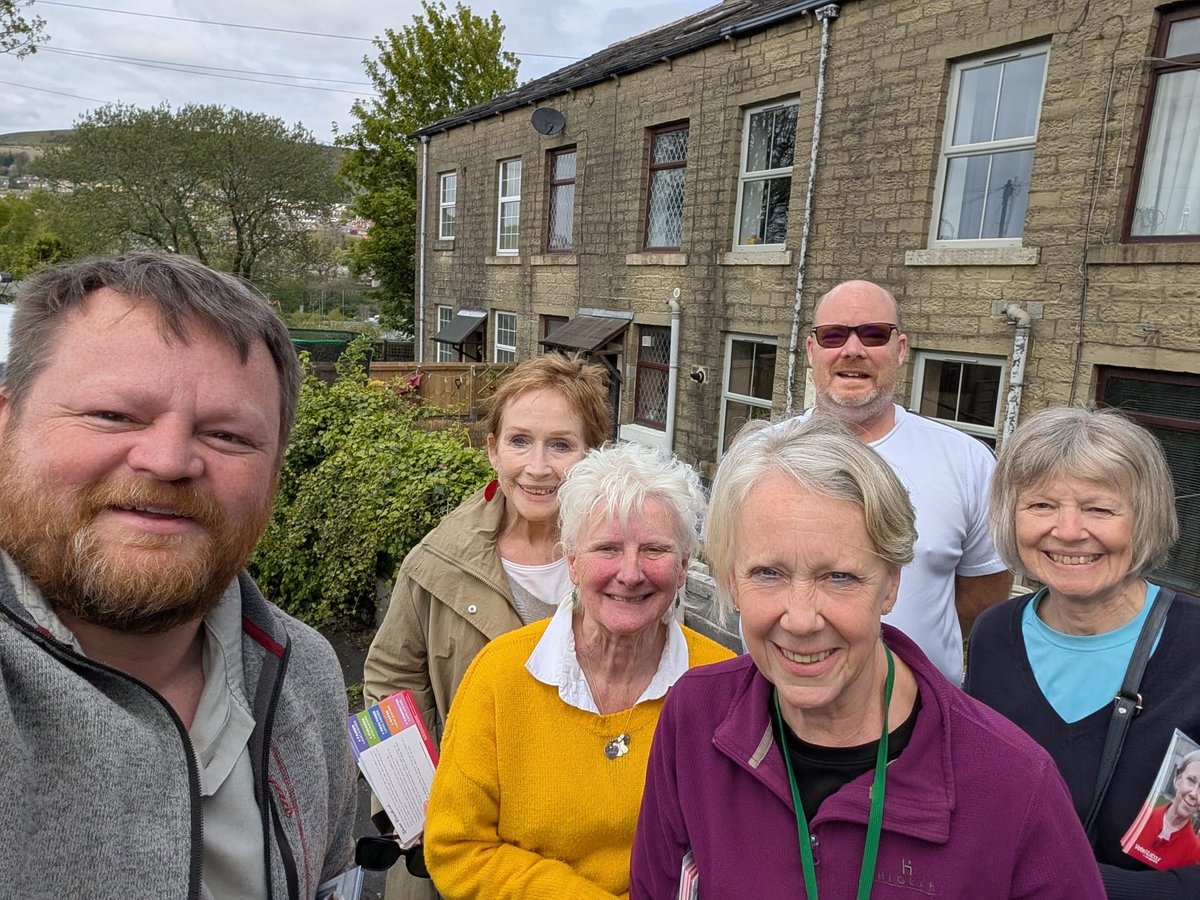 Rossendale Labour (@labrossendale) on Twitter photo Your Labour team out around Bury Rd #Rawtenstall with our Rossendale South candidate <a href="/CllrLizMcInnes/">Councillor Liz McInnes</a>. Thanks to everyone for their support and good wishes.
#VoteLabour🌹
#May1st
#LCCElections
#Liz4RossendaleSouth Your Labour team out around Bury Rd #Rawtenstall with our Rossendale South candidate <a href="/CllrLizMcInnes/">Councillor Liz McInnes</a>. Thanks to everyone for their support and good wishes.
#VoteLabour🌹
#May1st
#LCCElections
#Liz4RossendaleSouth