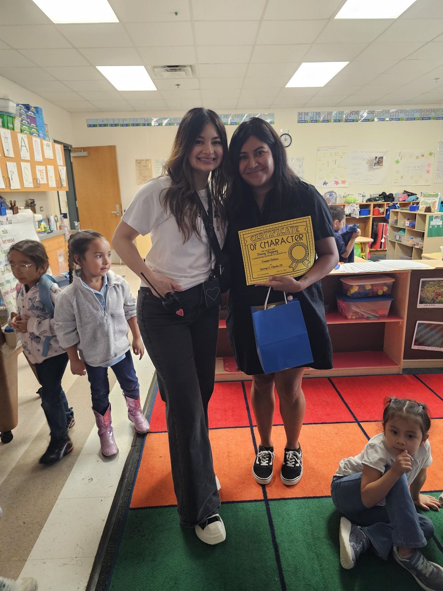 George C. Clarke Elementary School (@gclarkefwisd) on Twitter photo Today we celebrated Cougar Character! Β‘Hoy celebramos el carΓ‘cter de Cougar! <a href="/todd_koppes/">Todd Koppes</a> <a href="/FouseBrenda/">Brenda Fouse</a> <a href="/LeslieEspinal4/">Leslie Espinal</a> Today we celebrated Cougar Character! Β‘Hoy celebramos el carΓ‘cter de Cougar! <a href="/todd_koppes/">Todd Koppes</a> <a href="/FouseBrenda/">Brenda Fouse</a> <a href="/LeslieEspinal4/">Leslie Espinal</a>