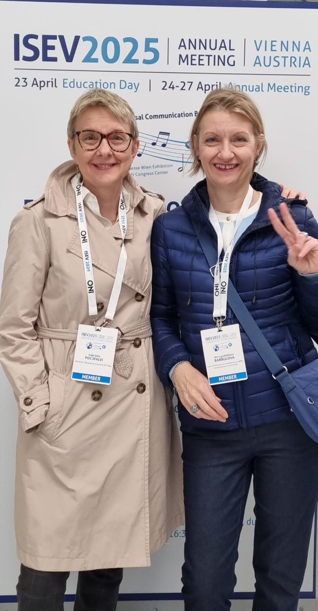GabriellaPocsf1's tweet photo. 🚀 #ISEV2025 We're honored to chair the 1st Symposium on Plant EVs today! Join us at 17:45 in room Lehar 3-4—let’s dive into groundbreaking discussions! 🌱💡 https://t.co/pxHYTCsLq8