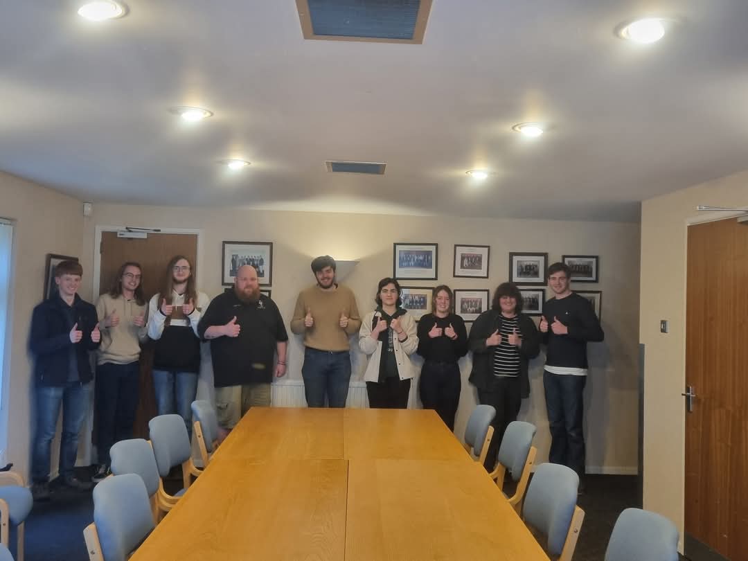 MUARC, last Saturday hosted the <a href="/QUBelfast/">Queen's University Belfast 🎓</a> amateur radio club for their <a href="/theRSGB/">RSGB</a> foundation course and exam. They managed 7/8 passes and hopefully had a great day out. We look forward to hearing some new Callsigns on the air soon.