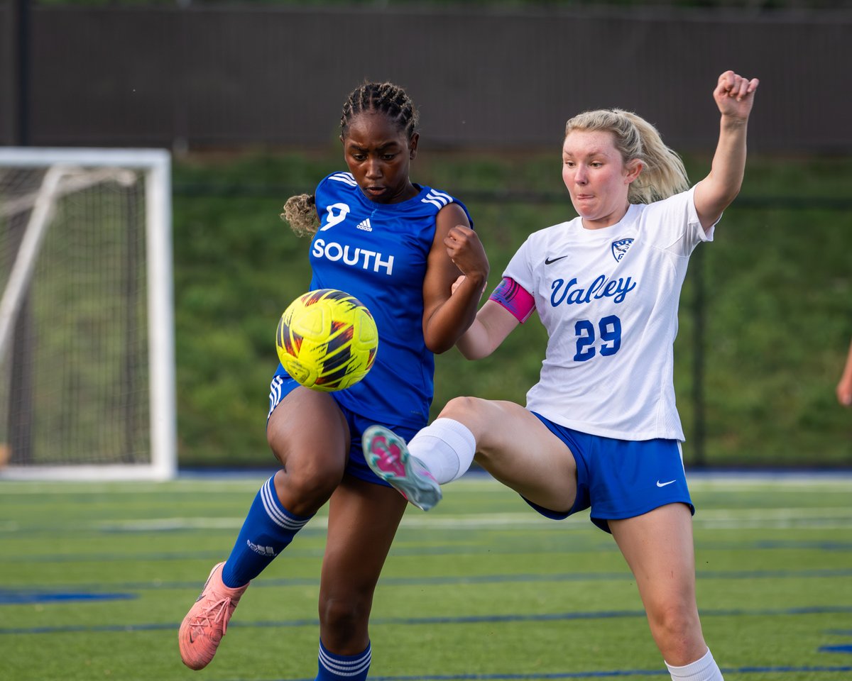 Eagles’ eight-game winning streak comes to end in 4-0 loss to Jaguars
grainvalleynews.com/news/eagles-ei…
Story by <a href="/MSmith2324/">Michael Edward</a> ; photos by <a href="/PhotoRainey/">David Rainey</a>