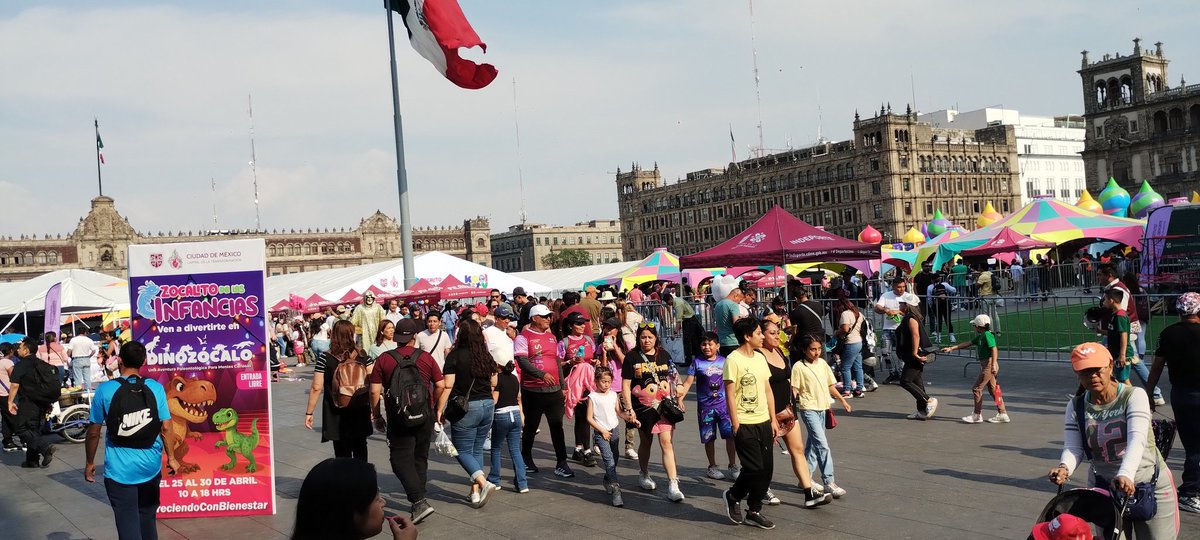 KiddysplaceMx's tweet image. 🤗 #FelizDíaDelNiño #ZocalitoDeLasInfancias #KoolCity