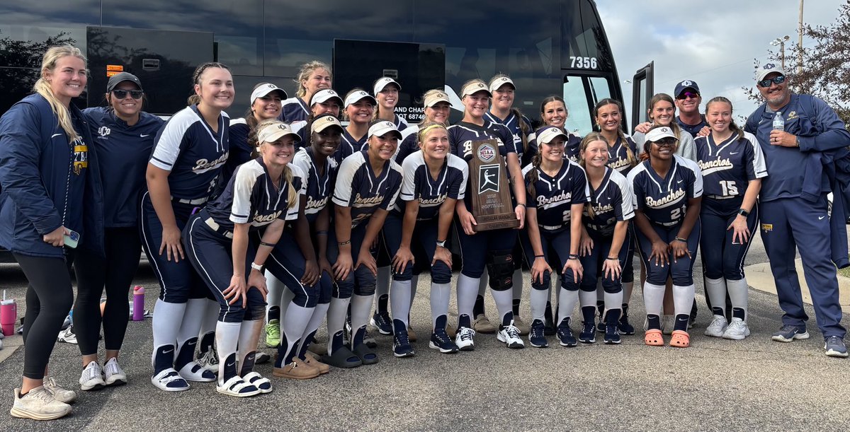 Mike Racy (@miaa_racy) on Twitter photo Congrats to <a href="/ucoathletics/">UCO Bronchos</a> and <a href="/UCOSoftball/">UCOSoftball</a> for clinching at least a share of <a href="/TheMIAA/">The MIAA</a> regular season 🥎 championship!
#BringYourAGame #Champs Congrats to <a href="/ucoathletics/">UCO Bronchos</a> and <a href="/UCOSoftball/">UCOSoftball</a> for clinching at least a share of <a href="/TheMIAA/">The MIAA</a> regular season 🥎 championship!
#BringYourAGame #Champs