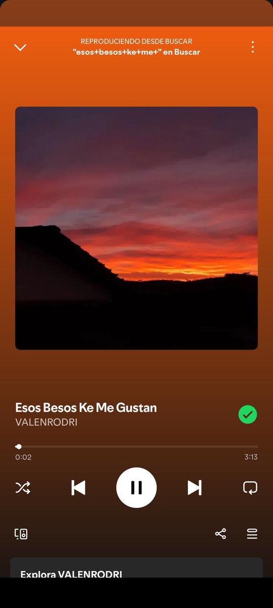 zzjoacoo's tweet photo. mejor tema de valenrodri, bancan? https://t.co/28E7d7AokS
