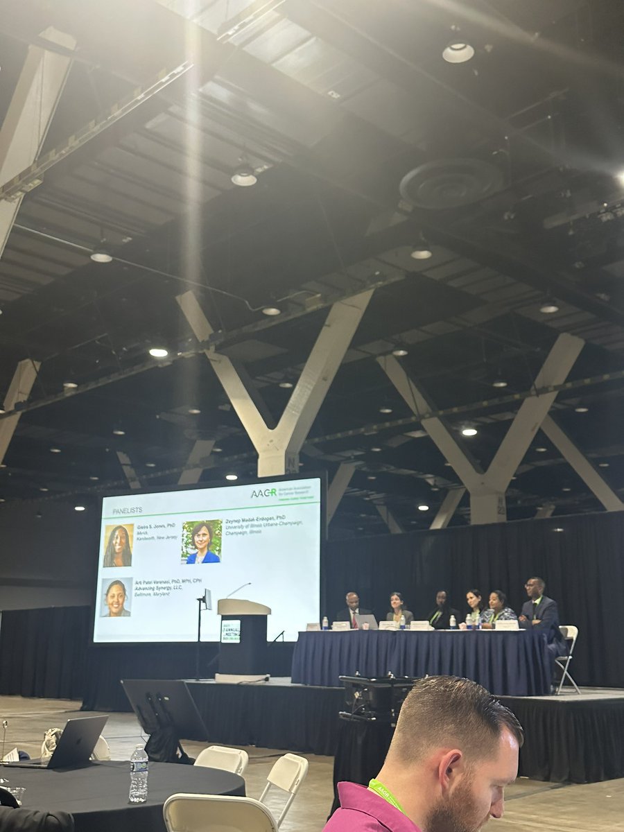 afitagnedji's tweet photo. It’s my favorite time of the year!! #AACR25 https://t.co/QGCAs1ERrB