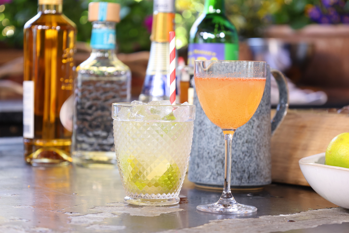 Sat_James Martin (@sat_jamesmartin) on Twitter photo Two fantastic cocktails from <a href="/MerlinFDC4/">Merlin 🎇 Griffiths</a> to add to your repertoire to help enjoy the first warmer days on the patio. Caipirinha and Toreador! Cheers! 🍸jamesmartinchef.co.uk/recipes/sticks… Two fantastic cocktails from <a href="/MerlinFDC4/">Merlin 🎇 Griffiths</a> to add to your repertoire to help enjoy the first warmer days on the patio. Caipirinha and Toreador! Cheers! 🍸jamesmartinchef.co.uk/recipes/sticks…