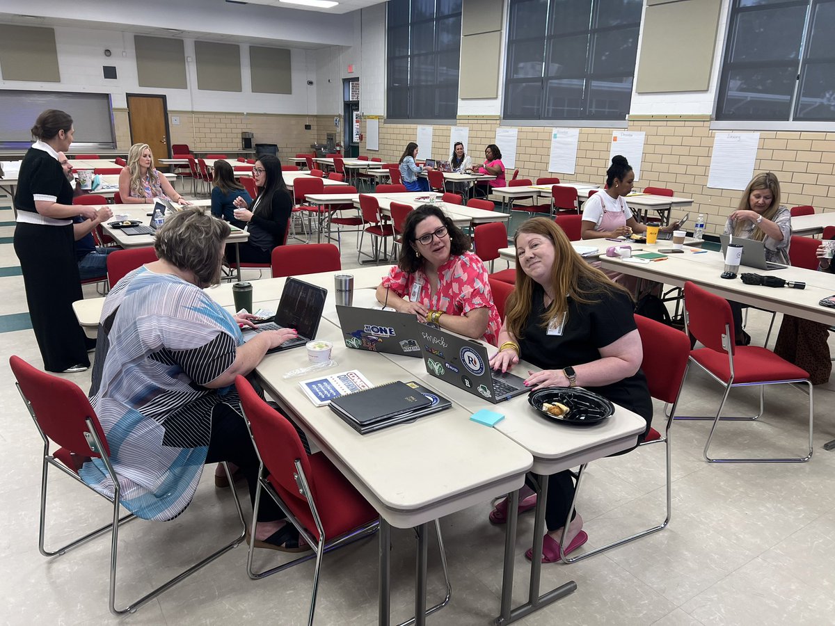 The 25-26 Assessment Task Force digging in bright and early to create a new and successful academic year!