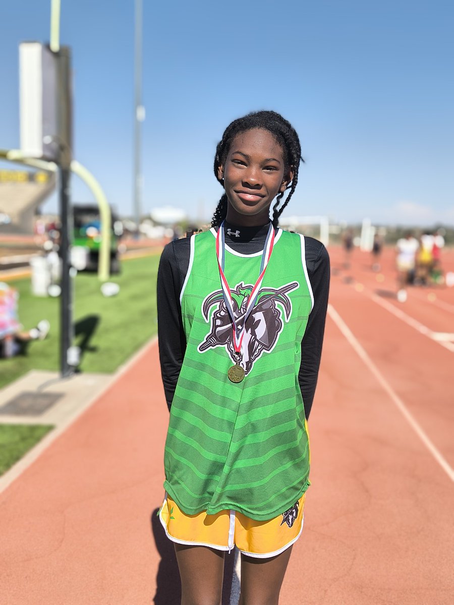 Loubna Hasseine-Silva (@coach_hasseine) on Twitter photo High jump a tradition for the 🦅
Adrianna wins 8th graders high jump division meet (without spikes 😅)
So proud of her!! #futureeagles
<a href="/CharlesChargers/">Charles Chargers</a>
<a href="/AndressHS_Track/">Andress HS Track AND Field</a> <a href="/ODPHIRuben/">Luis Ruben Alarcon</a> <a href="/CoachTaylor_CT/">Chris Taylor</a> High jump a tradition for the 🦅
Adrianna wins 8th graders high jump division meet (without spikes 😅)
So proud of her!! #futureeagles
<a href="/CharlesChargers/">Charles Chargers</a>
<a href="/AndressHS_Track/">Andress HS Track AND Field</a> <a href="/ODPHIRuben/">Luis Ruben Alarcon</a> <a href="/CoachTaylor_CT/">Chris Taylor</a>
