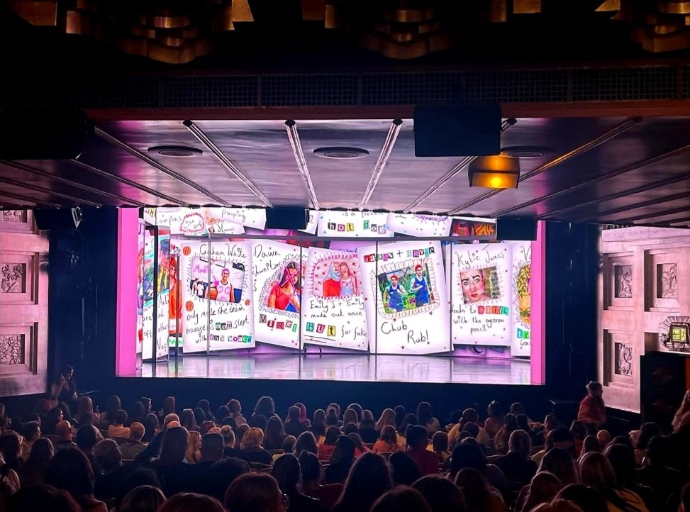 gsabraham81's tweet image. On fridays we wear pink too! ๐๐ @MeanGirlsStage was so much fun! Loved it ๐ @georgina_castle @SavoyTheatreLdn #MeanGirlsTheMusical