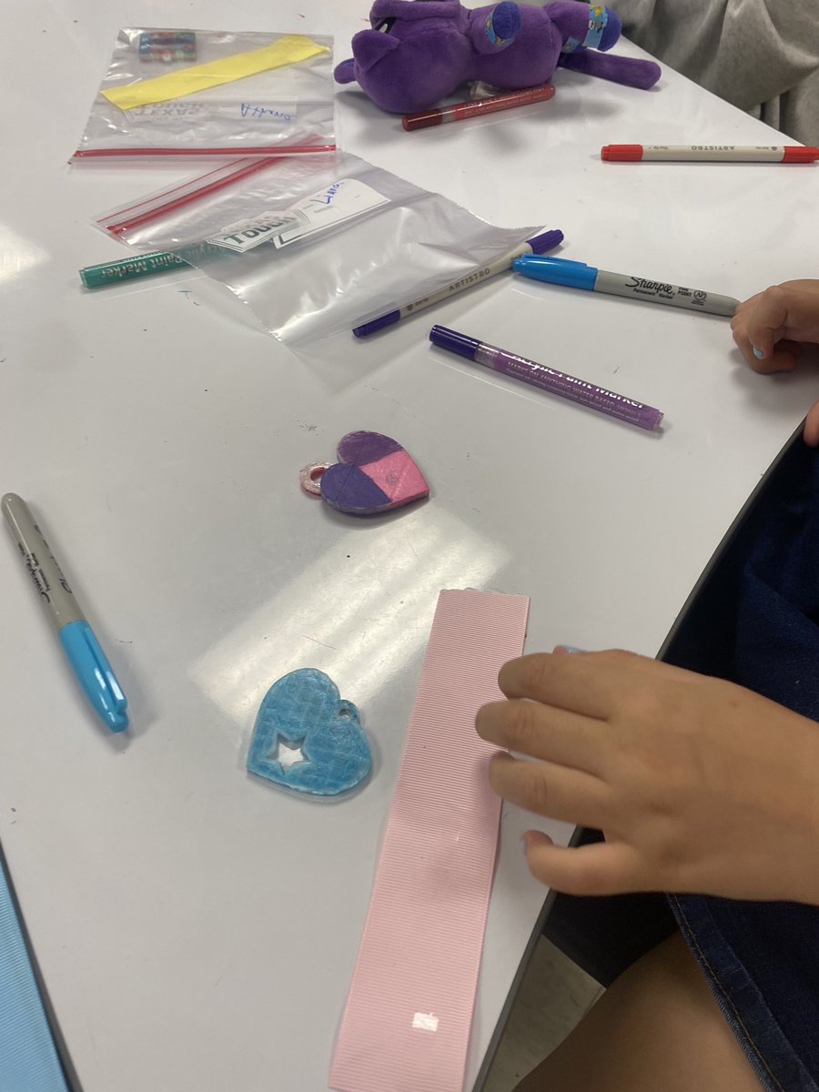 Rosey Herrada (@rose_stems) on Twitter photo Third graders <a href="/NISDBraunStat/">Braun Station Elem.</a> have been busy designing and printing their first fiesta medal using <a href="/tinkercad/">Tinkercad</a> Look <a href="/FiestaSA/">Fiesta San Antonio</a>! These are definitely one of a kind fiesta medals #letthemtinker #EngineeringExcellence #vivabraunstation Third graders <a href="/NISDBraunStat/">Braun Station Elem.</a> have been busy designing and printing their first fiesta medal using <a href="/tinkercad/">Tinkercad</a> Look <a href="/FiestaSA/">Fiesta San Antonio</a>! These are definitely one of a kind fiesta medals #letthemtinker #EngineeringExcellence #vivabraunstation