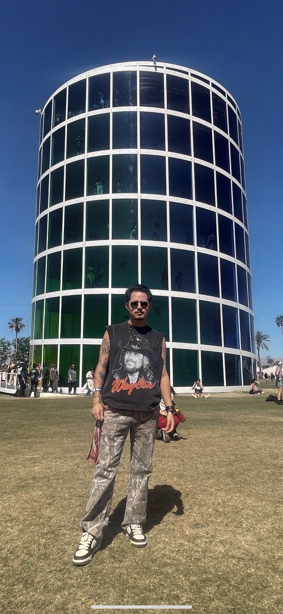 ughadolfo's tweet photo. Yee Haw 🤠 
#COACHELLA2025 https://t.co/AMGcGpV0uy