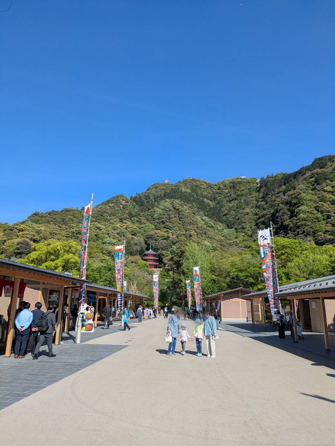 花木仁志 | お帰りZ1🏍 桜と火の玉とセブンスター この