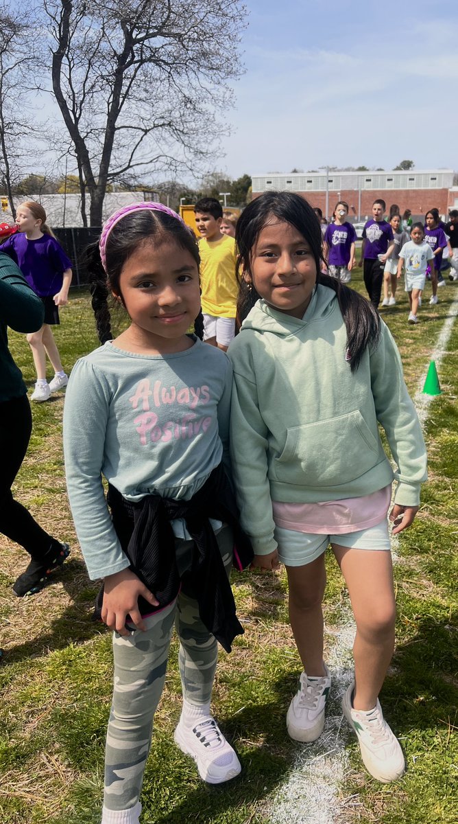 What a beautiful day it was for the HB Fun Run. We had an awesome time!☀️ #WeAreHB <a href="/HamptonBaysES/">Hampton Bays ES</a>