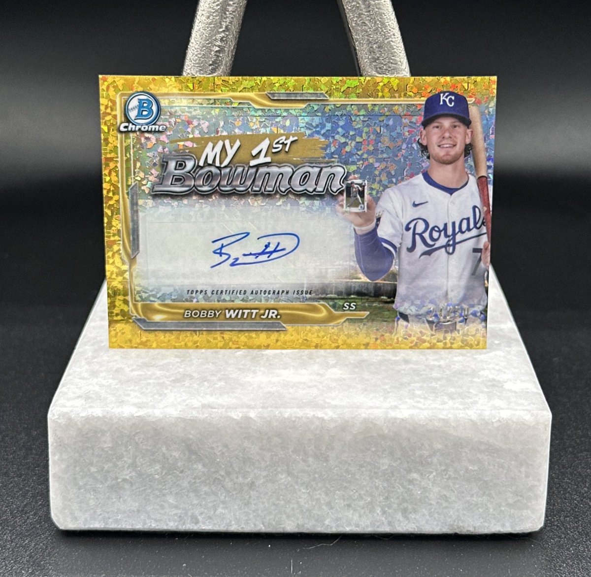HeathElliott79's tweet photo. Bowman Chrome Bobby Witt Jr 

1st Auto Gold /50 - $450 shipped 🤝

Check out my daily sales 🧵 I have pinned if you’re looking for more cards to buy or post some there to sell! Have a great day #TheHobbyFamily #thehobby #sportscardsforsale #THFpro
#baseballcardsforsale #whodoyoucollect