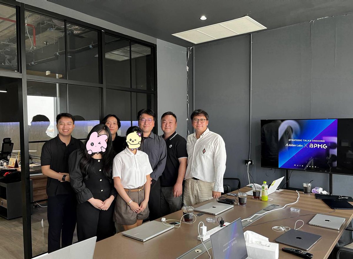 Aiden_Labs's tweet photo. Strategic Talks in Motion: Aiden Labs x BPMG. 25 April 2025. We had a productive session with our partners at BPMG, exploring how to build accessible and secure blockchain experiences tailored for the Southeast Asia.

Stay tuned — something powerful is on the way.

#AidenLabs #BPMG