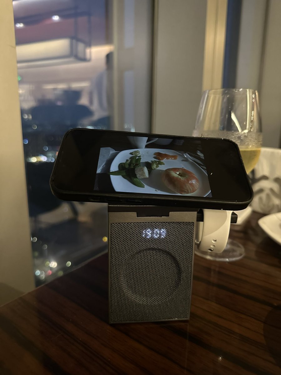 dgwellsound's tweet photo. Breaking News 🚨: CUBY’s TWS multi-connect pairs up to 100 m—perfect for parties &amp; presentations. #BreakingNews #TWS #Innovation #GreenTech #museeq #wellsoundaudio https://t.co/xEelWhAHri