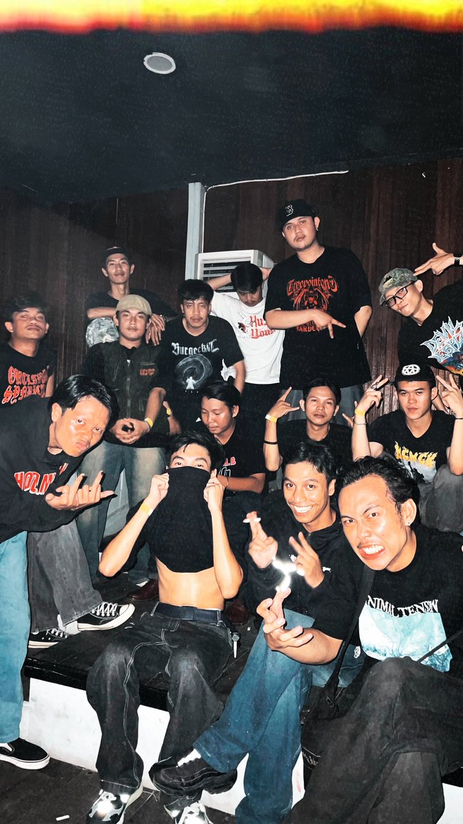 DION // ALDO (@__deathbois) on Twitter photo 