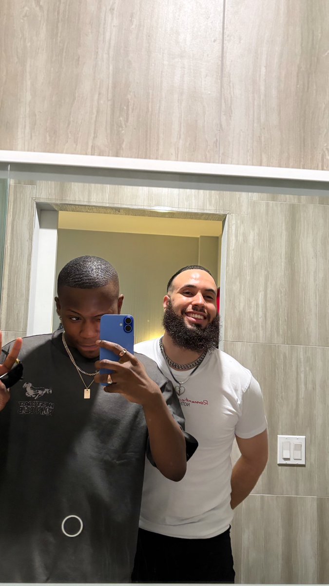 <a href="/dennymio97/">antisocialdenny</a> 🫦