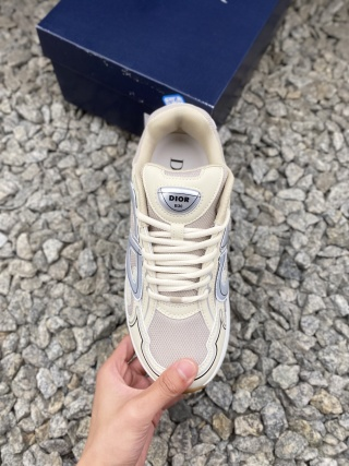 Shoefactory111's tweet photo. Dior B30 mesh low-top sneakers.
#Dior  #StepUpYourStyle #StyleOnFeet #ShoeDrop https://t.co/gvioXg40sj