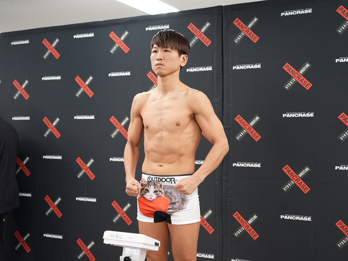 ❌PANCRASE353❌
第7試合　フライ級5分3R
大塚智貴　56.95kg
浜本“キャット”雄大　57.0kg 

PANCRASE353
linktr.ee/pancrase_offic…
#PANCRASE #パンクラス #MMA #格闘技