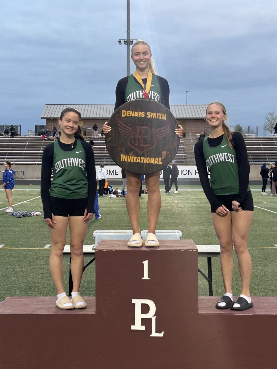 lsw_track's tweet image. Congratulations to Annie Sander for winning the girls pole vault at the Papillion Invite with a jump of 10-8.  LSW went 1, 2, 3 in the event.