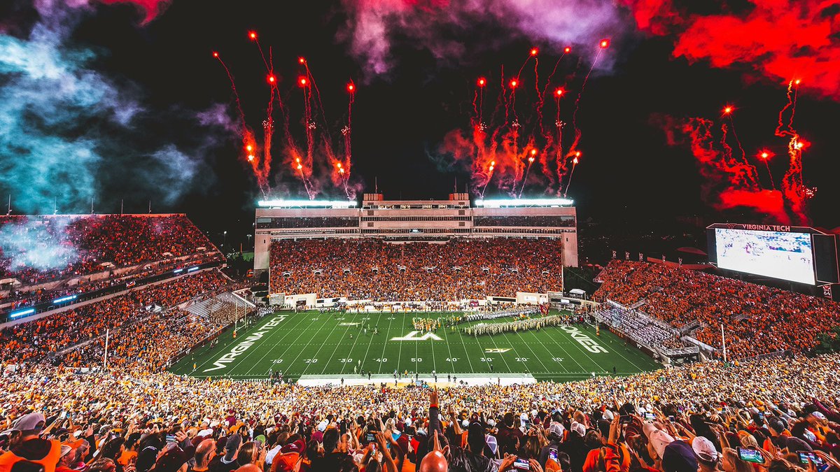 Excited to be at <a href="/HokiesFB/">Virginia Tech Football</a> this weekend for an Official Visit 🤘🏻