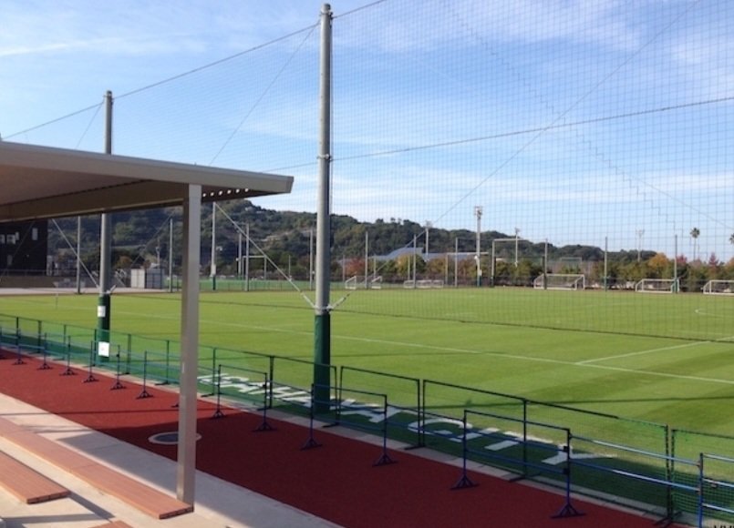 私はモルック芝会場が結構好きで練習や体験会で取り入れてます。気持ち良い。