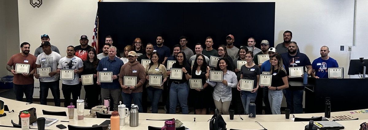 Laura Conover (@conover17l) on Twitter photo Crisis Intervention Training, 3/4 times a year, where cops take a whole week, bootcamp style, to commit to de-escalation training, for our community suffering mental illness. It's Public Safety at its best. So honored to visit every single time. <a href="/NAMISouthernAZ/">NAMISouthernArizona</a> <a href="/PimaCountyAtty/">Pima County Attorney</a> Crisis Intervention Training, 3/4 times a year, where cops take a whole week, bootcamp style, to commit to de-escalation training, for our community suffering mental illness. It's Public Safety at its best. So honored to visit every single time. <a href="/NAMISouthernAZ/">NAMISouthernArizona</a> <a href="/PimaCountyAtty/">Pima County Attorney</a>
